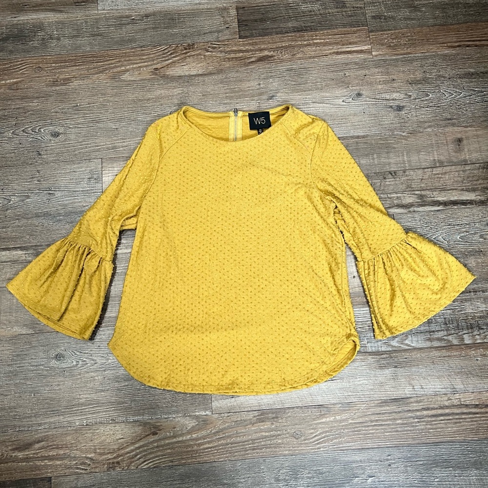 W5 Yellow Blouse